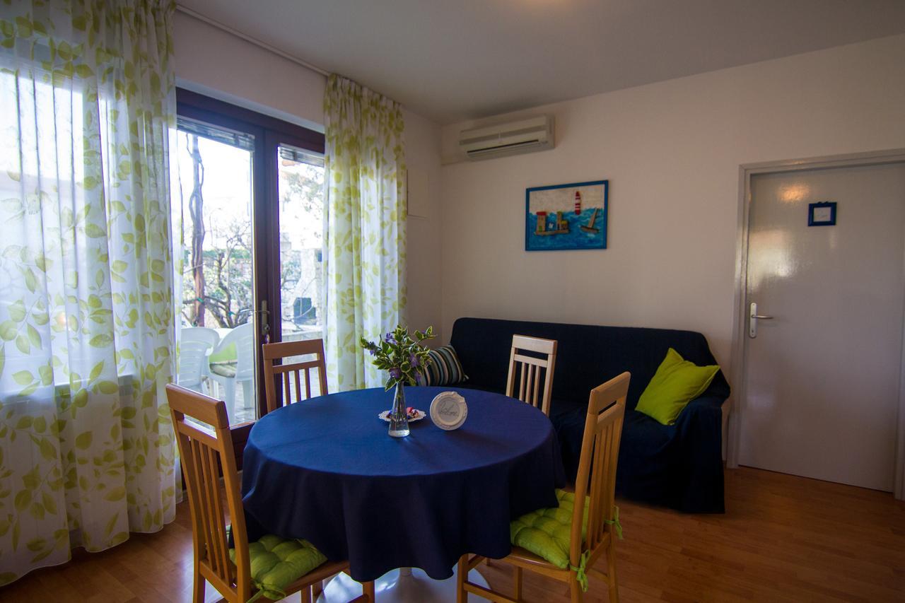 Appartement Elida à Krk Town Extérieur photo